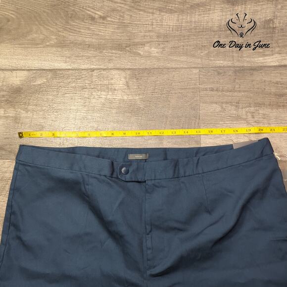 Worthington Plus Size Slim Leg Pants Size 18W - Picture 3 of 6